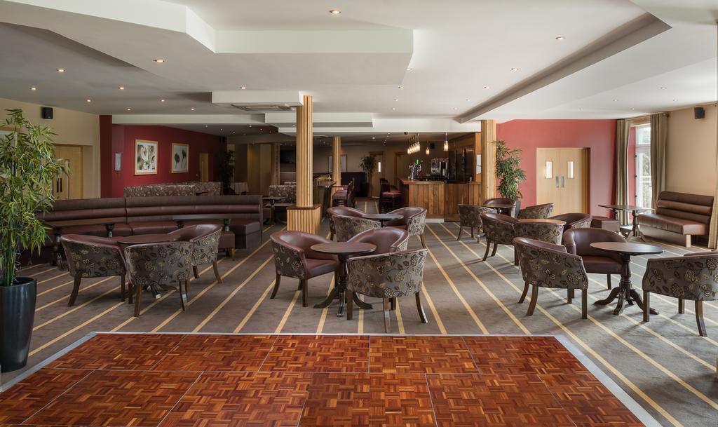 קאסלבר Breaffy Woods Hotel מראה חיצוני תמונה