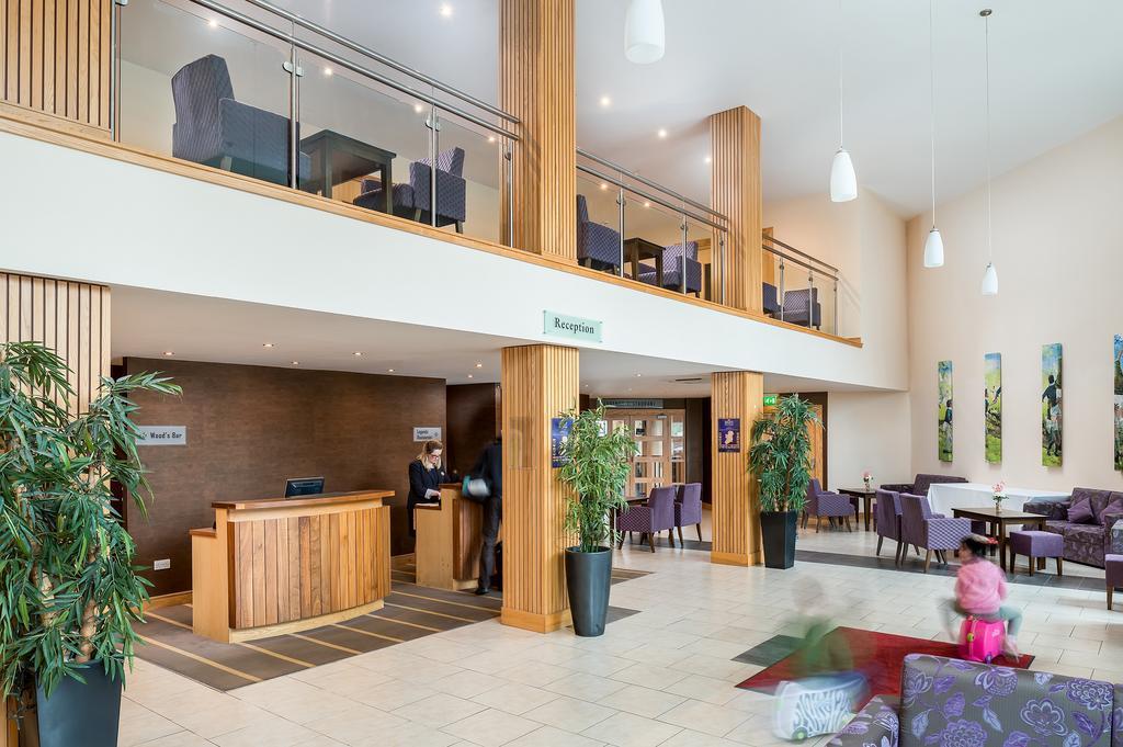קאסלבר Breaffy Woods Hotel מראה חיצוני תמונה