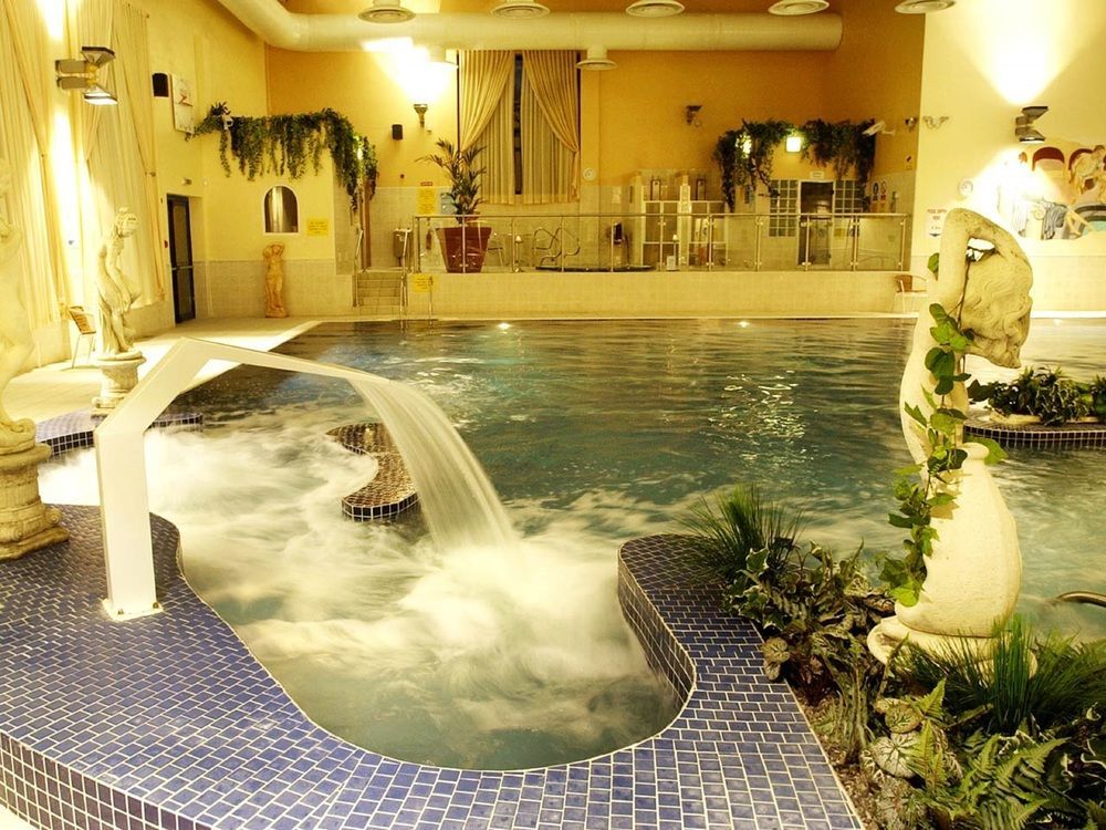 קאסלבר Breaffy Woods Hotel מראה חיצוני תמונה