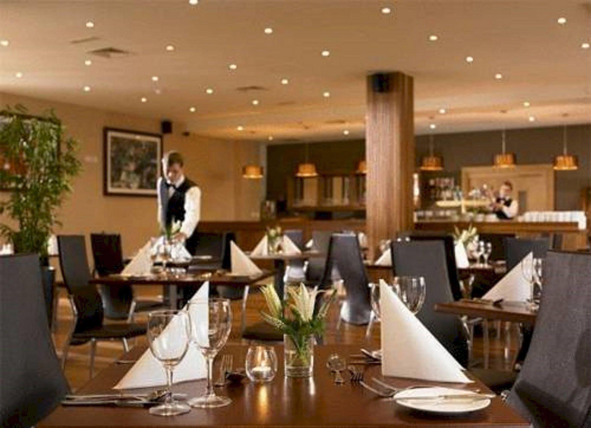 קאסלבר Breaffy Woods Hotel מראה חיצוני תמונה