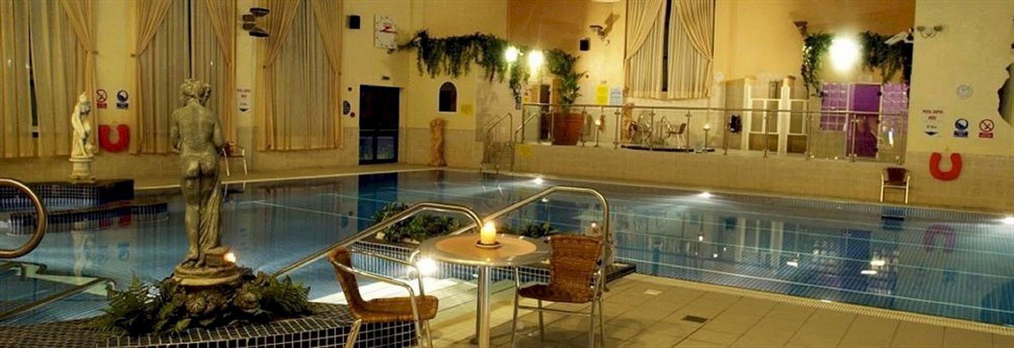 קאסלבר Breaffy Woods Hotel מראה חיצוני תמונה